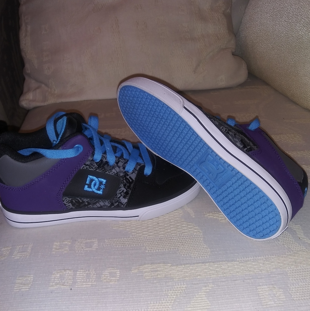 Kids shoes